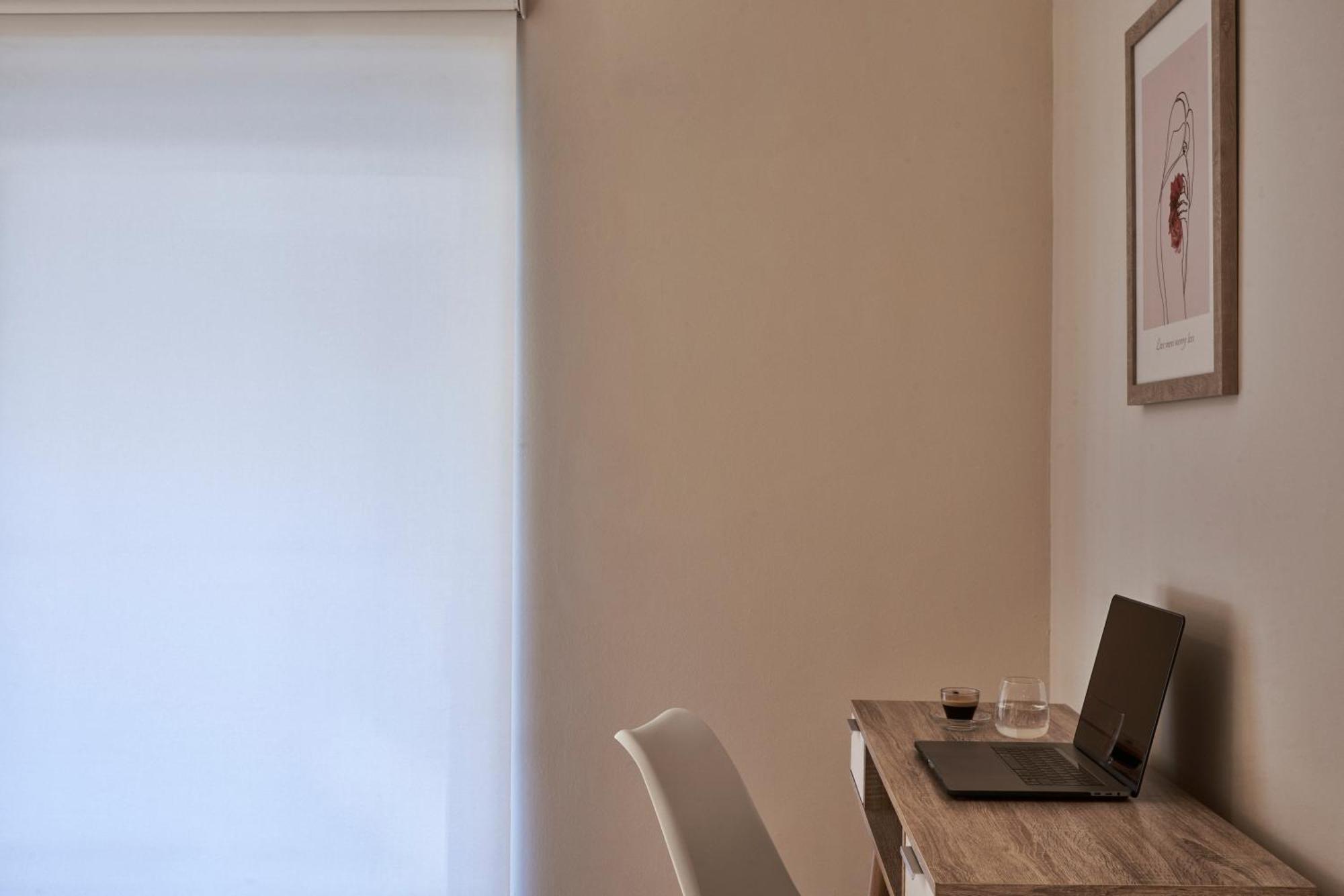 Charitos Iχ, Chic N Modern 2Bd Apt Athén Kültér fotó